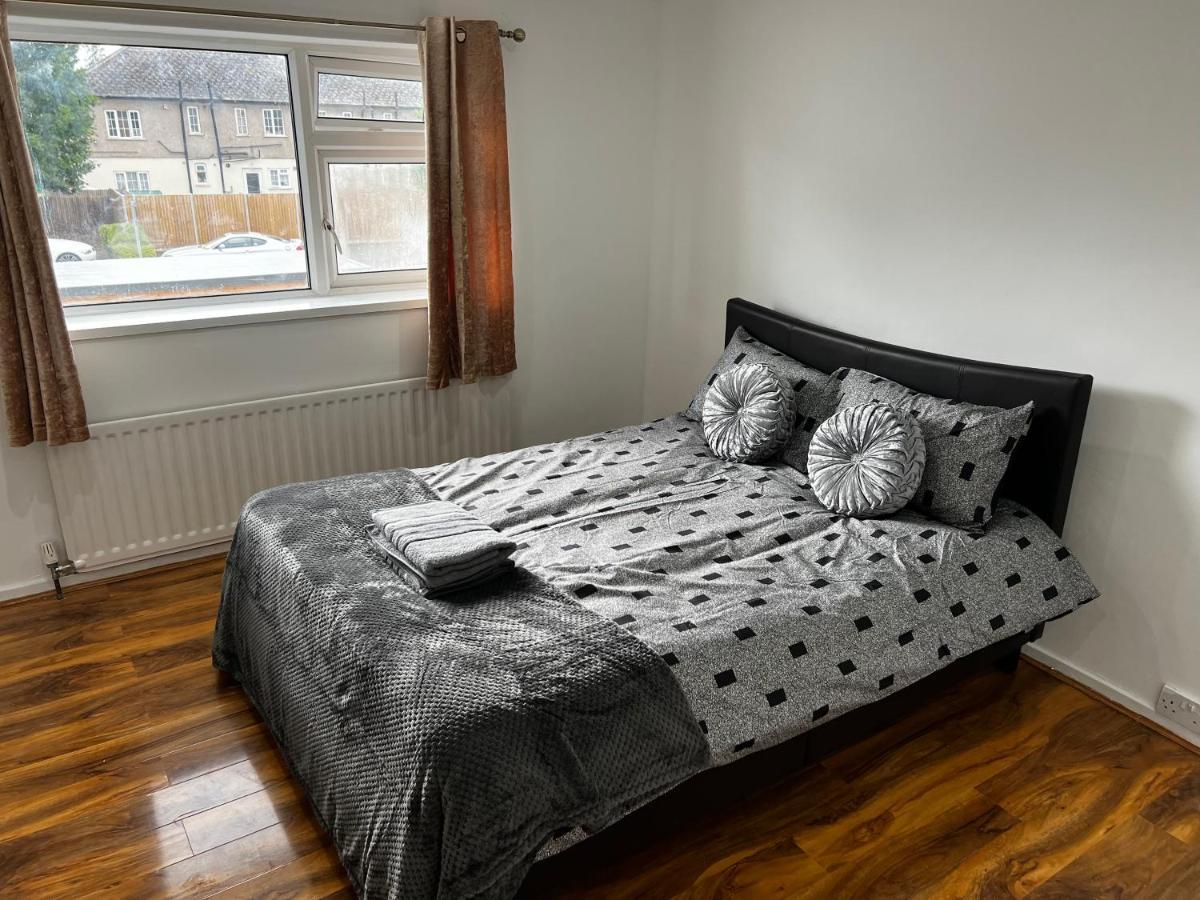 Good Priced Single Rooms In Hayes Northolt  Zewnętrze zdjęcie