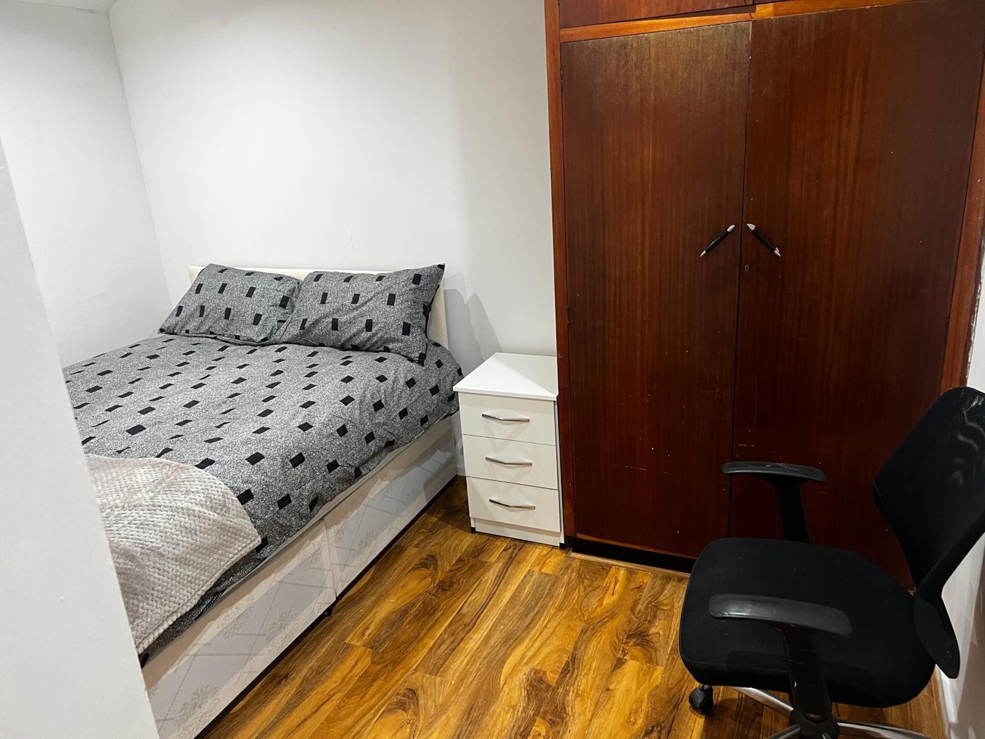 Good Priced Single Rooms In Hayes Northolt  Zewnętrze zdjęcie
